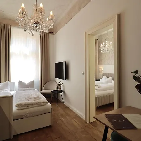 Apartma Hilda 1905 Karlovy Vary Exterior photo